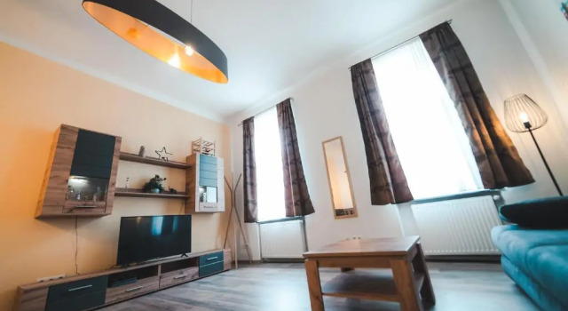 Renovated Apartment close to first district, Rezerwuj Apartament Hotele w Wiedeń z parkingiem, Parking