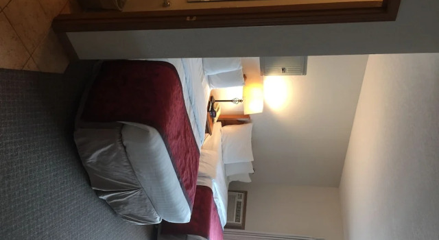 Четырёхместный номер Standard с красивым видом из окна Naders Motel & Suites
