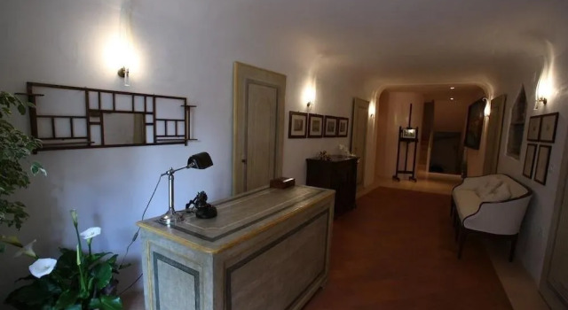 Palazzo Contini, Rezervovat Hotel  