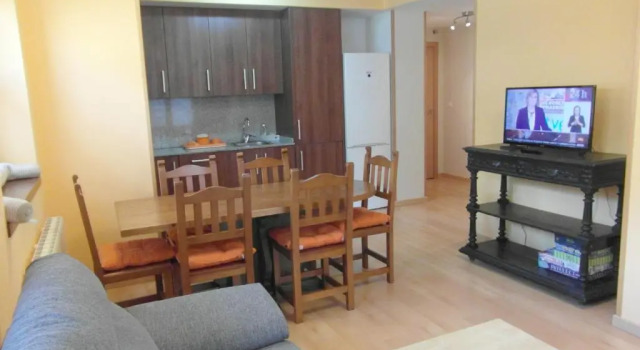 B17 - Urb la Coma 2º - Villmor, Book Hotel Hotels in Aragon with Parking, Parking