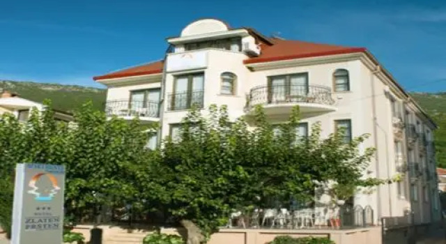 Hotel Zlaten Prsten, Забронировать Отель Отели Пештани с парковкой, Парковка