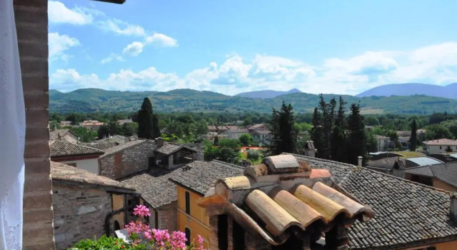 Spello House Altana, Varaa Hotelli Spello Umbria