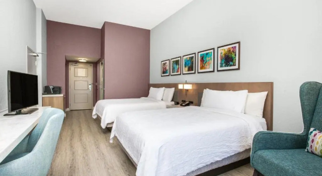 Четырёхместный номер Premium Hilton Garden Inn Palm Beach Gardens