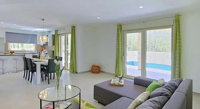 Gorgeous Villa in Belavici With Swimming Pool