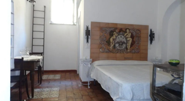 BB Santa Maria Dei Barbuti, Book Hotel Hoteller i Salerno med parkering, Parkering