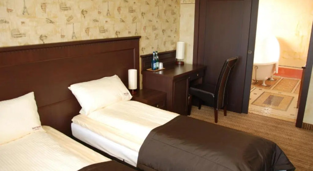Апартаменты с балконом Hotel Rodan