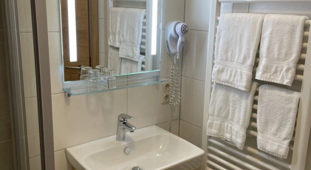 Двухместный номер Comfort с видом на сад Bernhardhof - Pension, Guest-House & Apartments