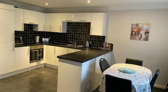 Апартаменты с 3 комнатами Ivy Cottage-Serviced accommodation