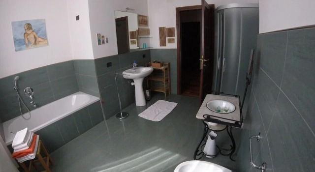 Семейный номер Standard с балконом B&B Carunei