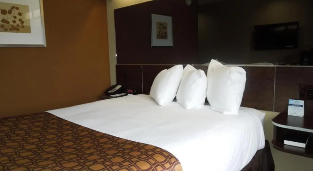 Двухместный номер Standard Microtel Inn and Suites North Canton