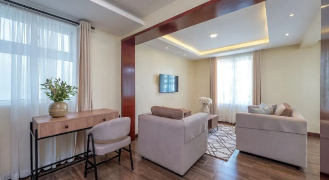 Студия Roma Court Serviced Apartments