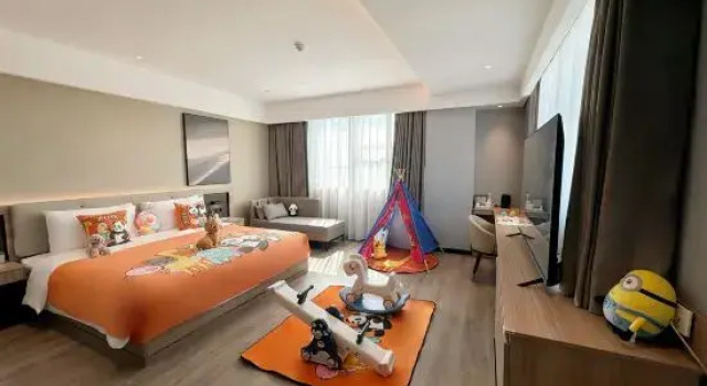 Семейный тент Days Inn Wyndham Guangzhou Baiyun International Airport T2 Terminal