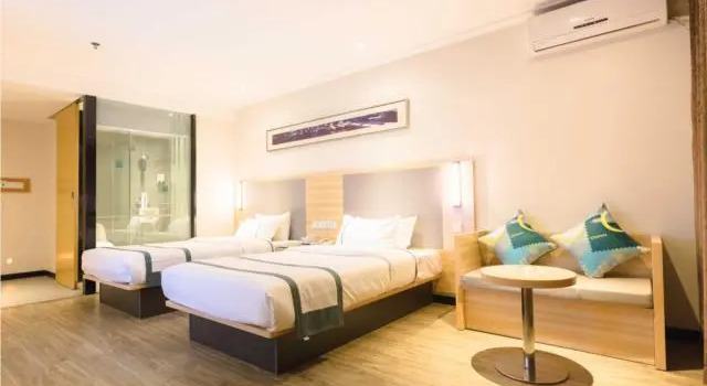 Двухместный номер Business City Comfort Inn Guigang Zhongshan High Speed Railway Station