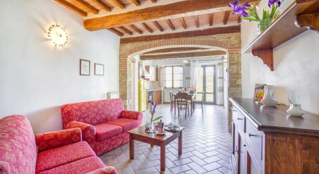 Awesome Apartment in Radicondoli Belforte 53030 With Outdoor Swimming Pool, Wifi and 2 Bedrooms, Buchen Sie Ferienwohnung Hotels in Elsa-Tal mit Parkplatz, Parkplätze