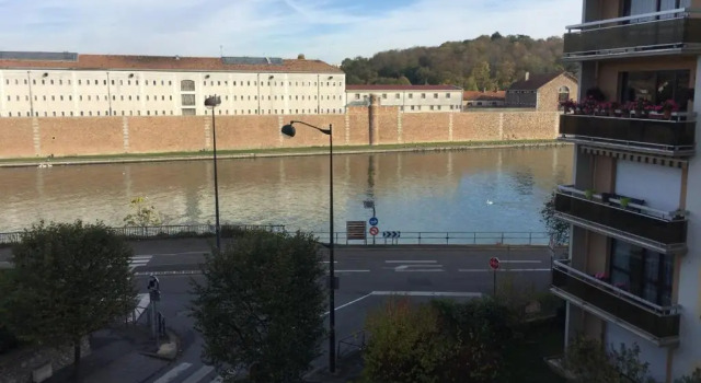 CHAMBRE a louer vue sur seine, Забронировать Апартаменты/квартира Мелён Seine-et-Marne