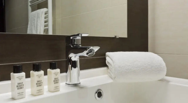 Номер Comfort с балконом Simons Boutique Hôtel