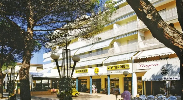 Апартаменты Bright Flat With Large Balcony in Bibione