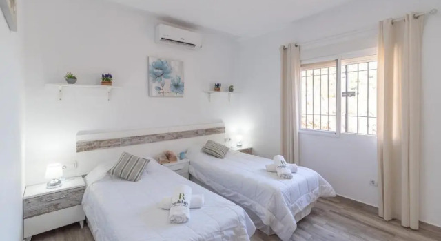 Villa Paraiso Arenas by Ruralidays, Reserva ahora Villa Hoteles en Arenas con piscina, Piscina