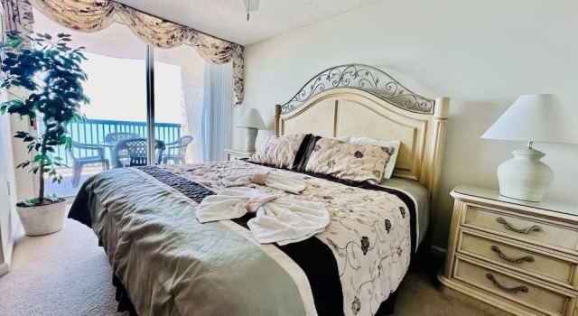 Ashworth 1604 3 Bedroom Condo by RedAwning, North Myrtle Beach, Забронировать Отель Отели Норт-Миртл-Бич с парковкой, рядом с Парк развлечений OD Pavilion, Парковка