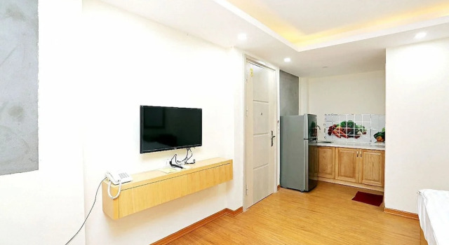 Galaxy Hanoi Hotel & Apartment - 12 ngõ 80 Trần Duy Hưng, Забронировать Апартаменты/квартира Отели Кау Гиай с парковкой, Парковка