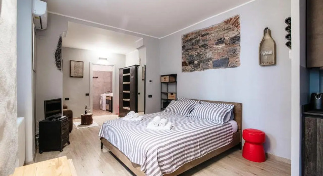 Wine House Como- By House Of Travelers-
