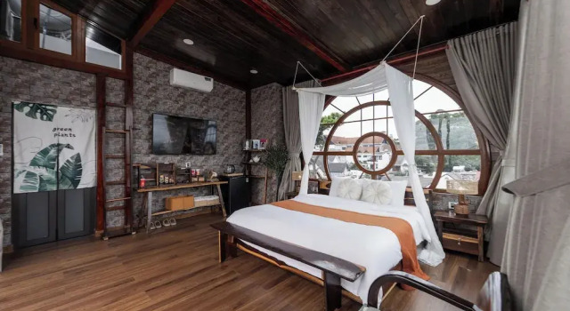 Двухместный номер Standard с балконом Jodi Dalat Hotel