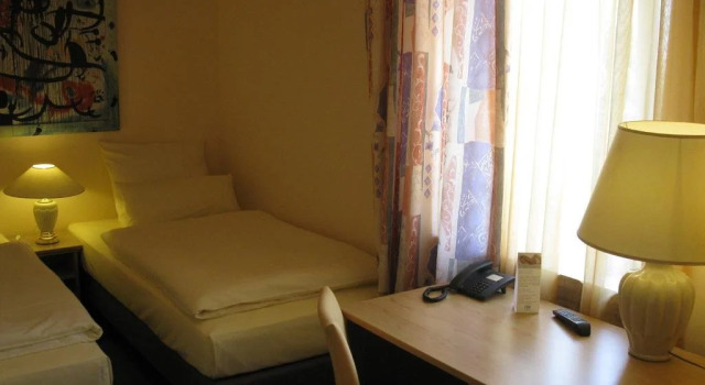 Löns Hotel