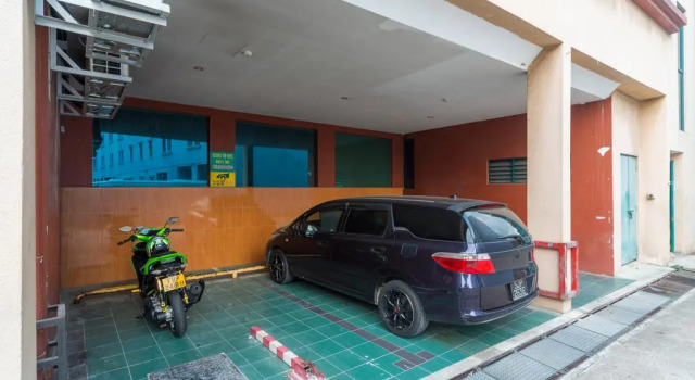 RedDoorz Hotel @ Geylang (SG Clean Certified)