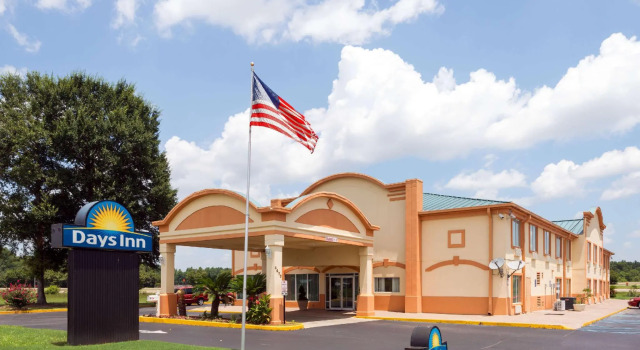 Двухместный номер Standard Days Inn by Wyndham Coliseum Montgomery AL