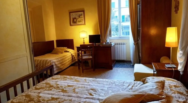 Трёхместный номер Comfort Hotel Tourist House