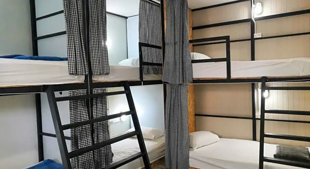 Backpack Hostel Kohyaoyai, Забронировать Хостел Отели Южного Таиланда с парковкой, Парковка