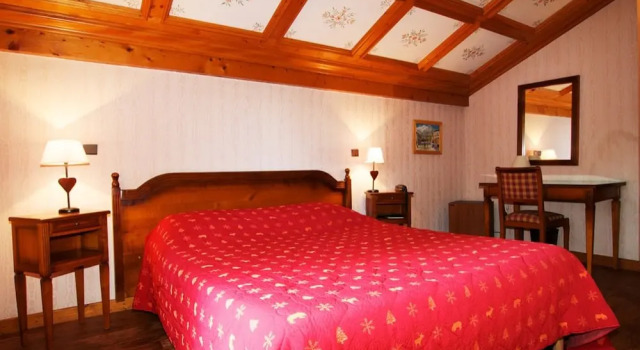 Citotel Les Pres Du Rosay, Забронировать Отель СПА-отели Салланш, SPA-услуги