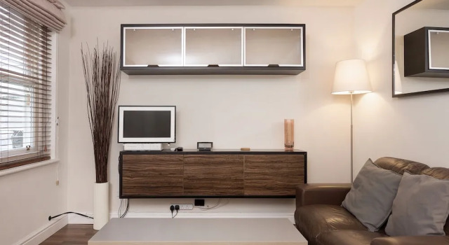 Bright & Spacious Studio in Notting Hill Gate, Забронировать Отель Отели Лондона 3 звезды, рядом с Улица Уэстбурн-Гроув, 3*