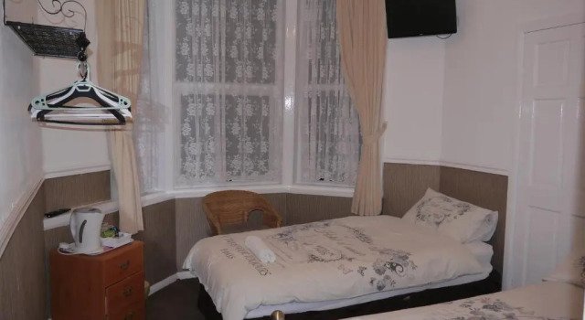 Трёхместный номер Standard Hornby House Hotel