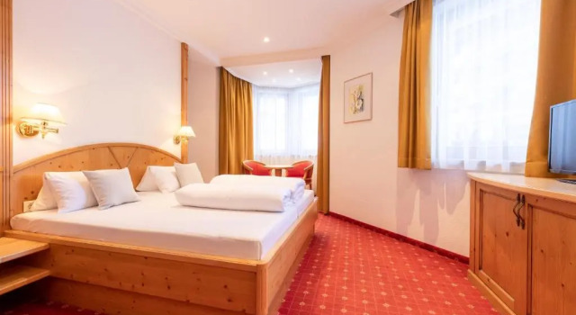Апартаменты Hotel Maximilian