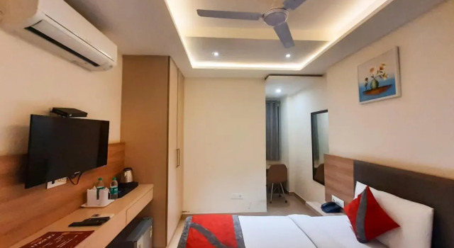 Hotel Triple Tree