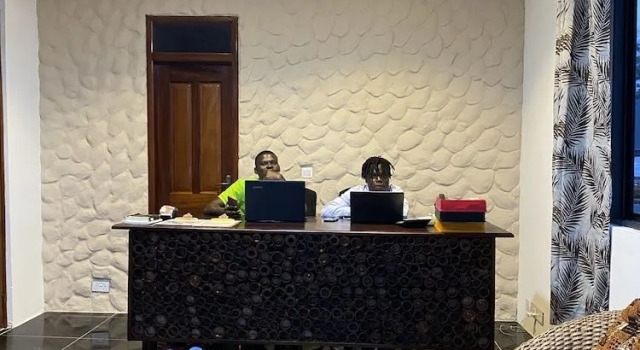 Lemon Beach Resort, Забронировать Курортный отель Отели Элмина с завтраком, Завтраки