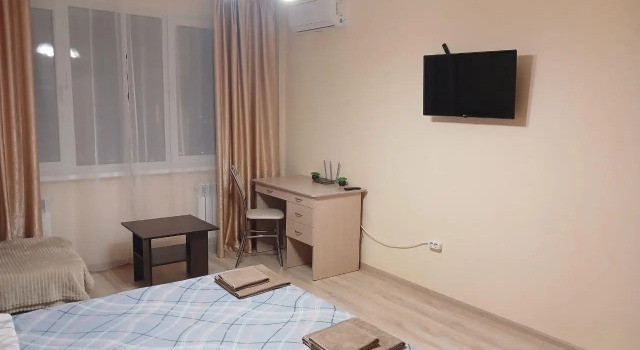 Апартаменты с балконом Aday Apartments (Эдэй Апартаменты) на улице Карла Маркса