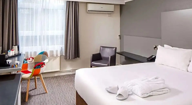 Номер Classic Mercure Chester Abbots Well Hotel