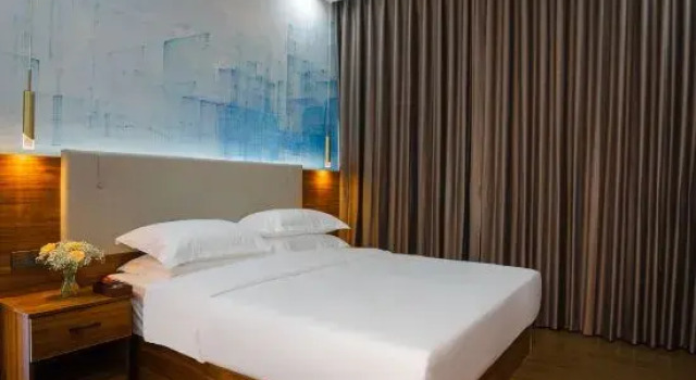 Люкс с видом на озеро Ji Hotel Xi'an Hepingmen Metro Station