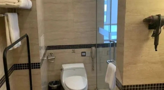 Номер Standard Chongqing Kingtown Hotel