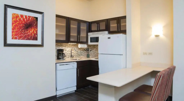 Двухместный номер Standard Staybridge Suites Chicago-Oakbrook Terrace by IHG