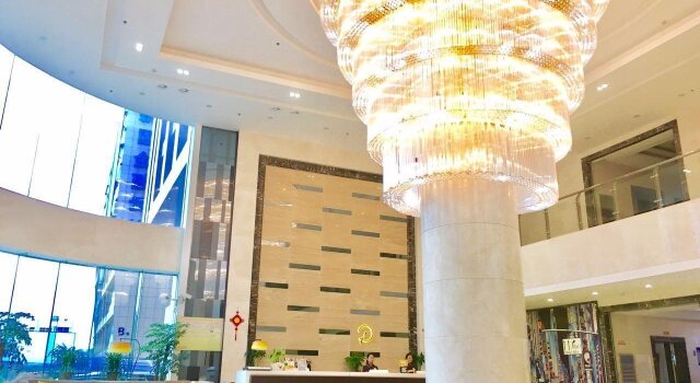 IU Hotel Guiyang North Station Century City Convention and Exhibition Center