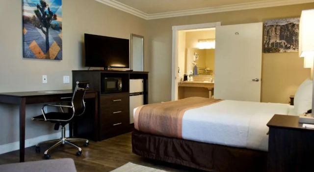 Номер Standard Best Western China Lake Inn