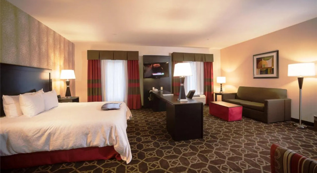Люкс Hampton Inn by Hilton Fort Morgan