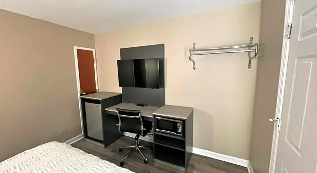 Номер Standard Shangri-La Motel