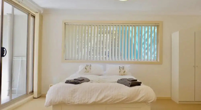 Spacious Studio by the Beach in Manly