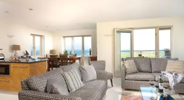 5 The Vista, Newquay