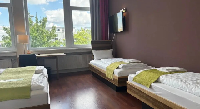 Четырёхместный номер Standard AMH Airport-Messe-Hotel Stuttgart