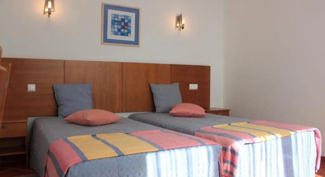 Apartamentos Colina do Mar Downtown Albufeira, Забронировать Апартаменты/квартира Отели Албуфейра с парковкой, рядом с Municipal Museum of Archaeology, Парковка